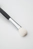 RONIA E21: LARGE FLAT TALL EYESHADOW PACKING BRUSH